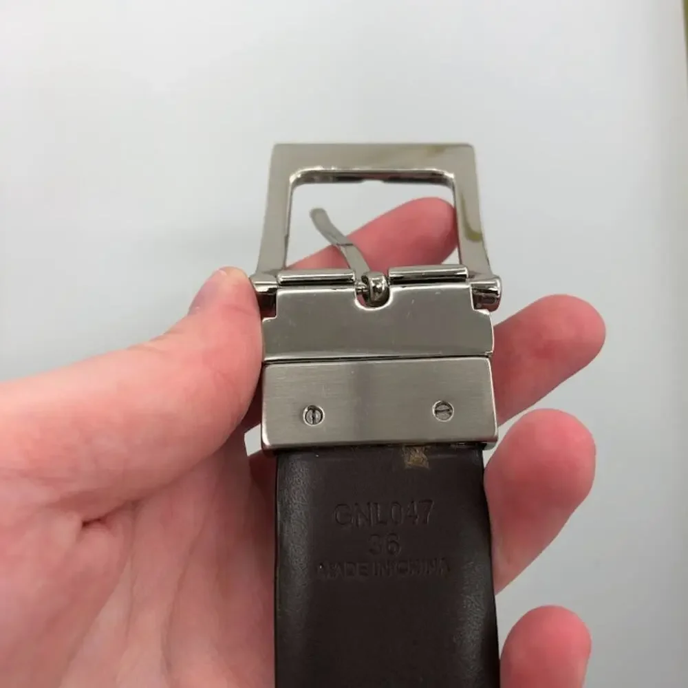 Mens career or causal Size 36 Belt Reversible silver buckle adjustable
